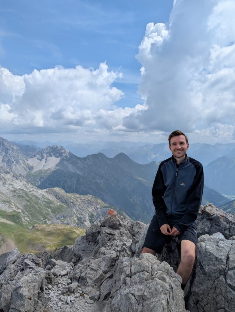 WhatsApp Image 2025-08-17 at 17.34.01